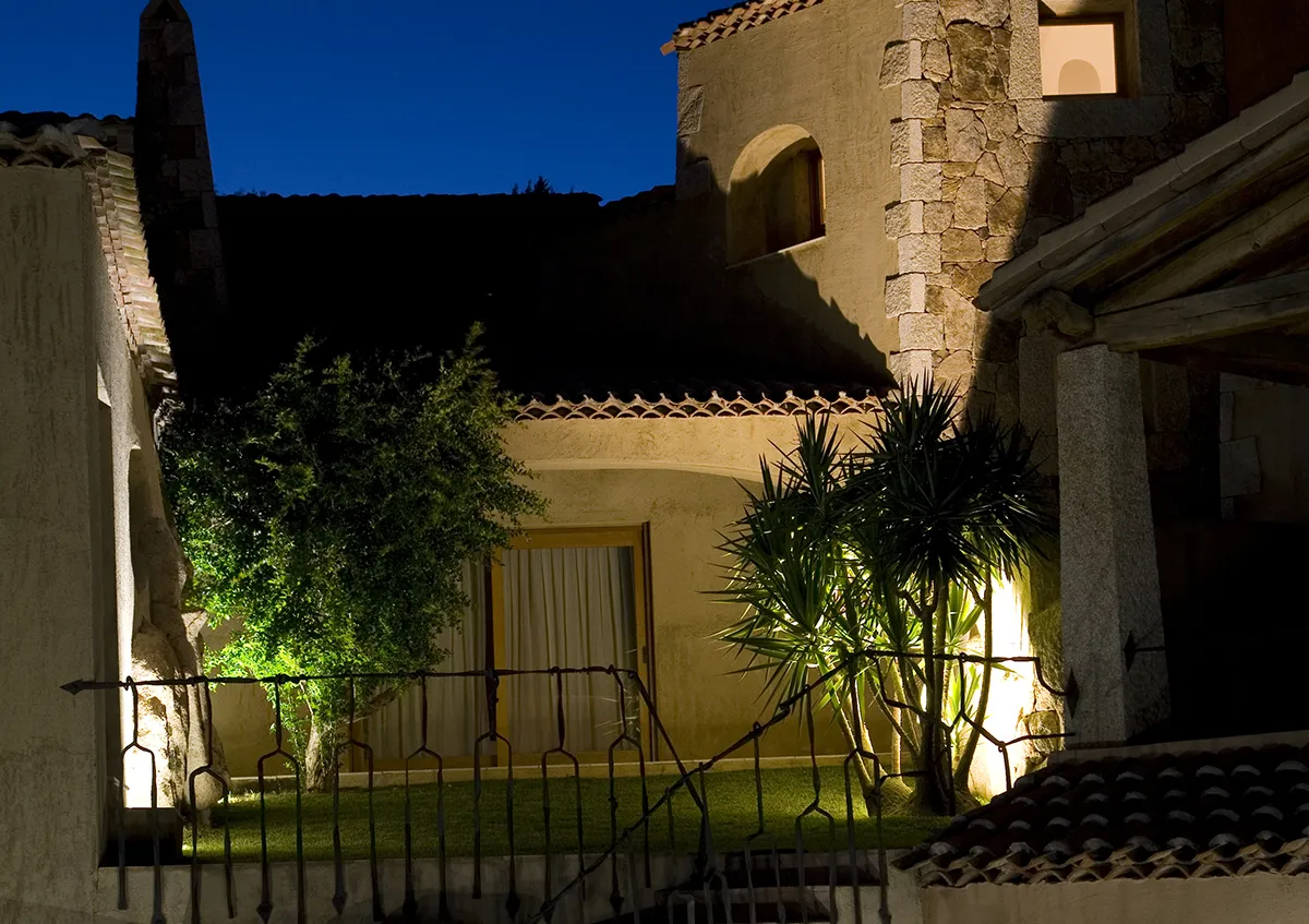Ambiente Outdoor - Residence sul Mare - Illuminazione esterna - Luce Controcorrente Ambiente Outdoor - Residence sul Mare - Illuminazione esterna - Luce Controcorrente