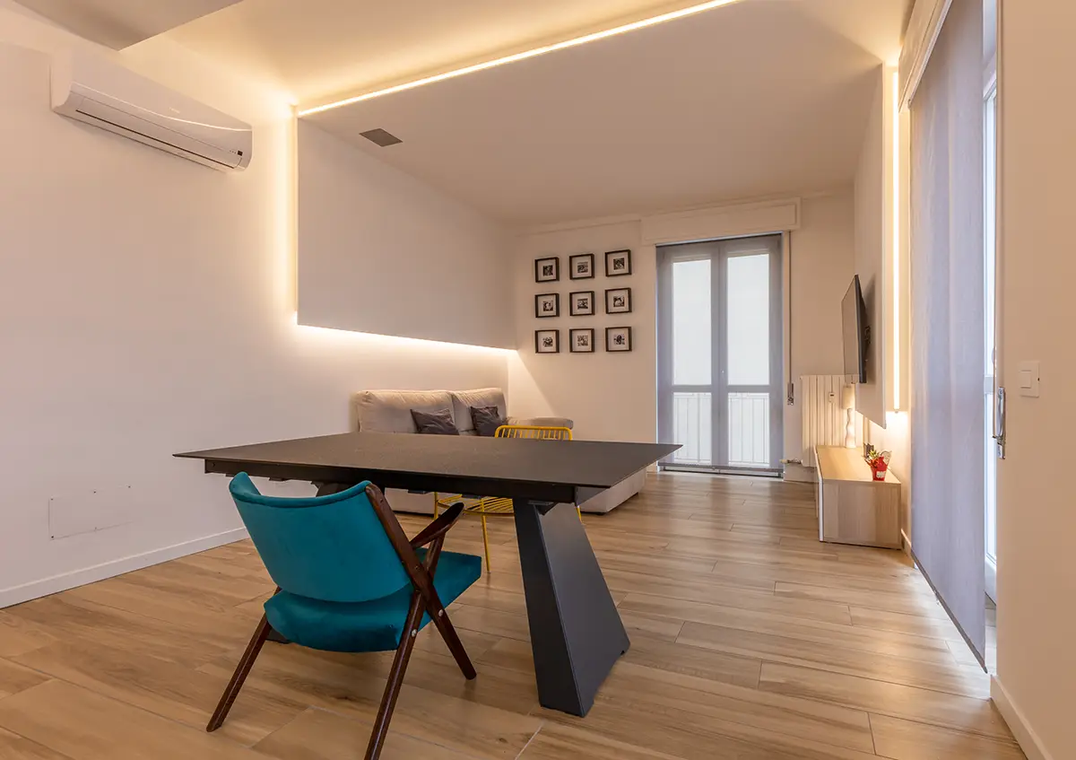 Ambiente Appartamento Privato in Franciacorta soggiorno lato destro - Luce ControCorrente Ambiente Appartamento Privato in Franciacorta soggiorno lato destro - Luce ControCorrente