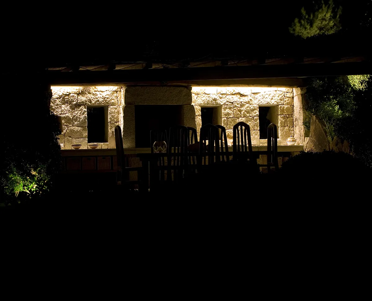 Ambiente Outdoor - Villa Privata Sardegna - Esterno Illuminato - Luce Controcorrente Ambiente Outdoor - Villa Privata Sardegna - Esterno Illuminato - Luce Controcorrente