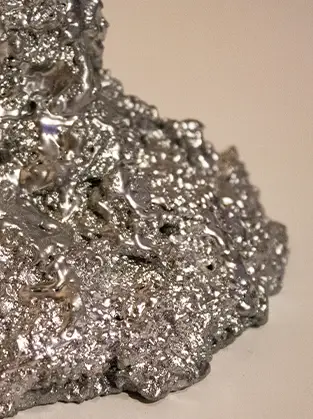 Secret Light: dettaglio - LuceControCorrente