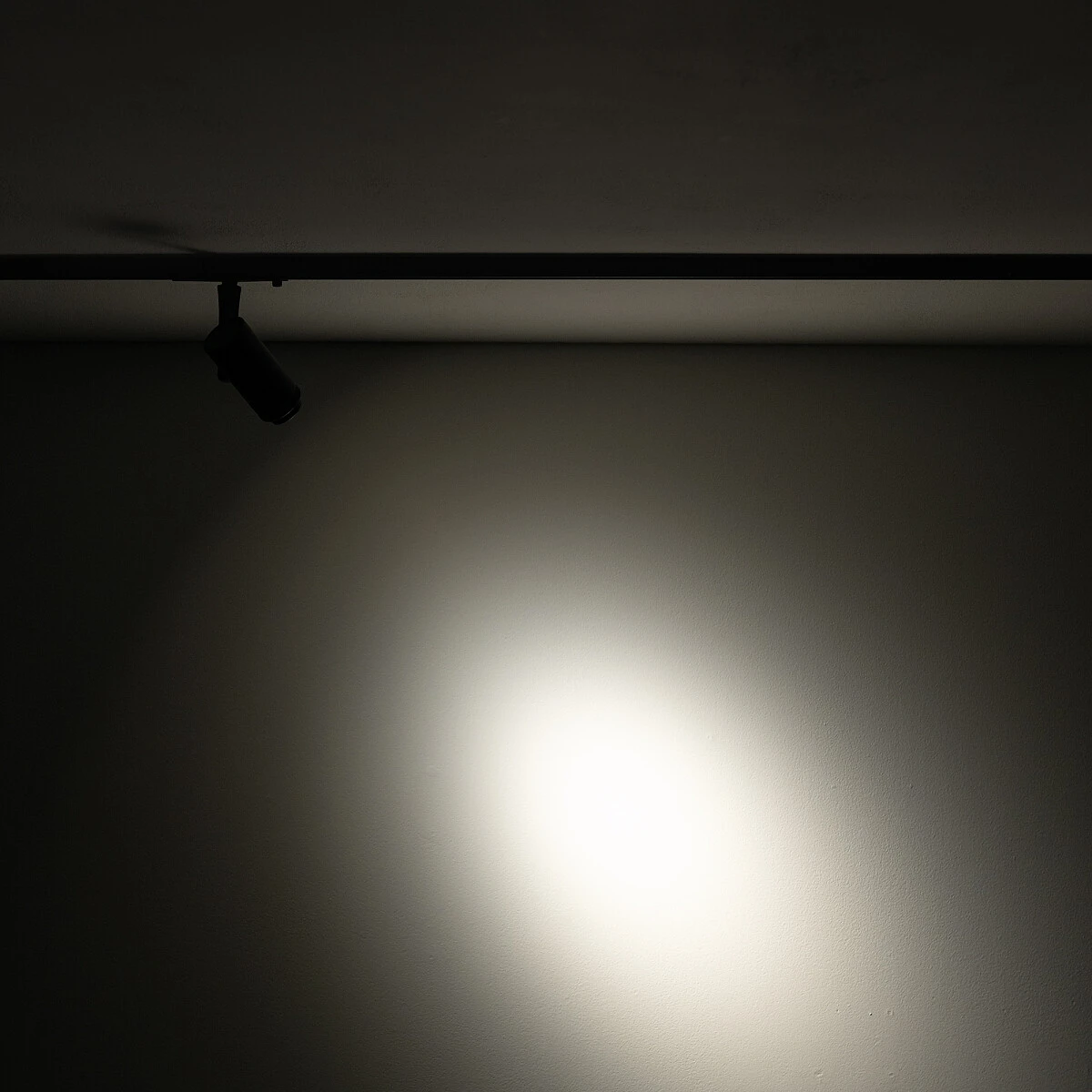 Spot Zoom 15W Ambiente2 Binario Nano LuceControCorrente