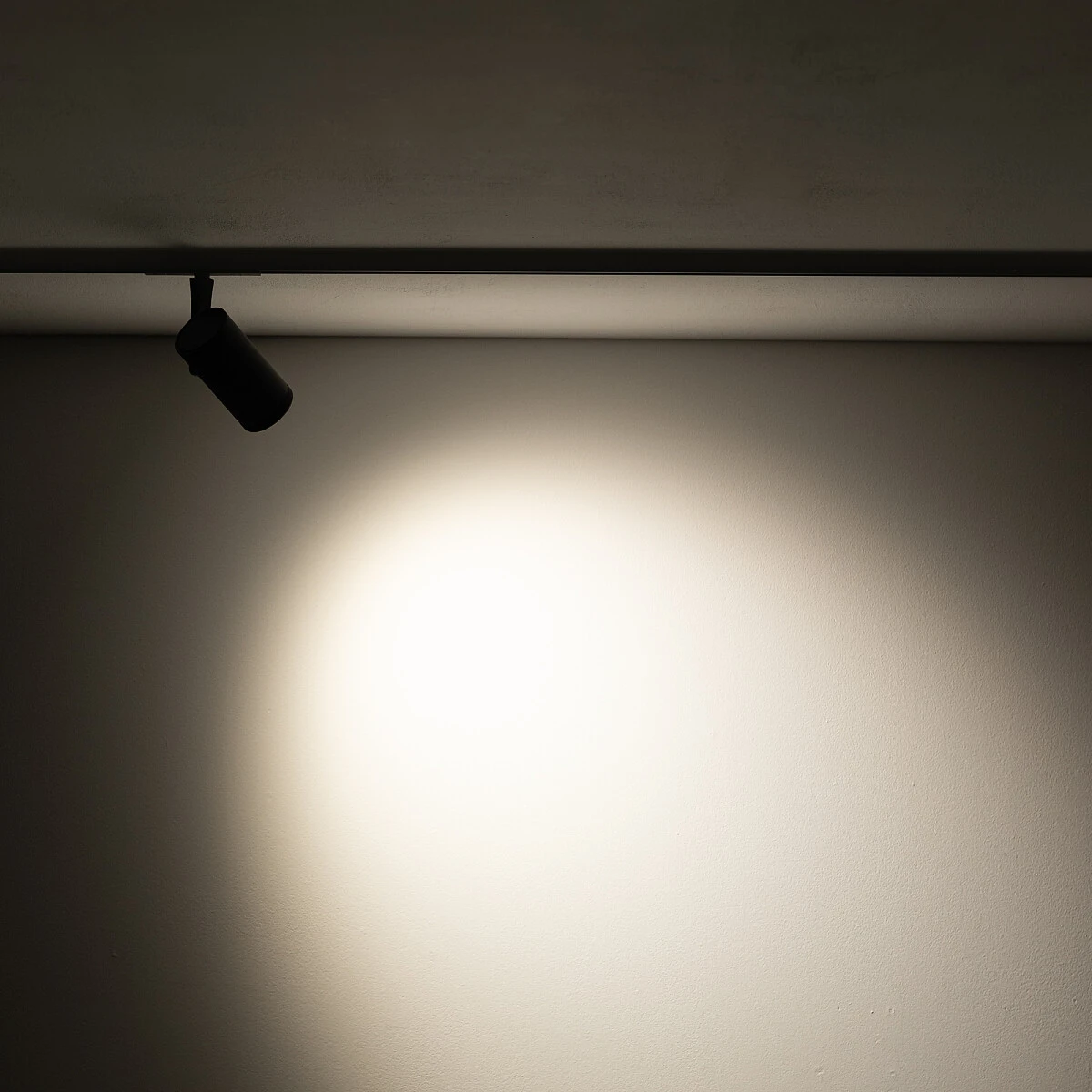 Spot Zoom 15W Ambiente Binario Nano LuceControCorrente