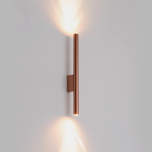 tubino wall s bronzo ambiente lampade a parete lucecontrocorrente
