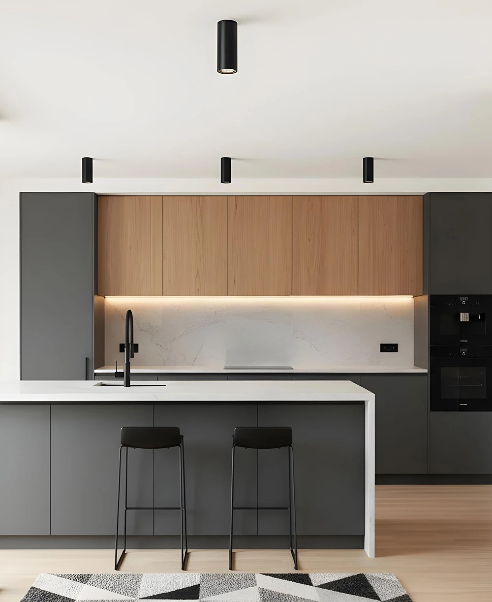 Illuminazione LED a soffitto: faretti incassati, ordine e precisione - LuceControCorrente