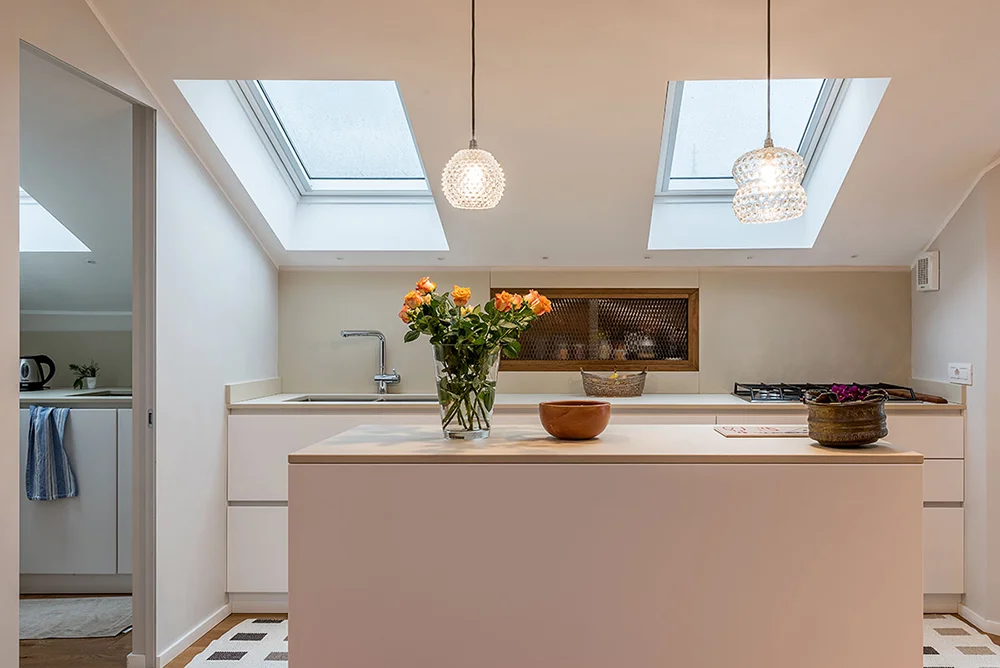 Luce e Interior Design: come l'illuminazione valorizza i tuoi spazi - Illuminazione casa moderna - Lucecontrocorrente