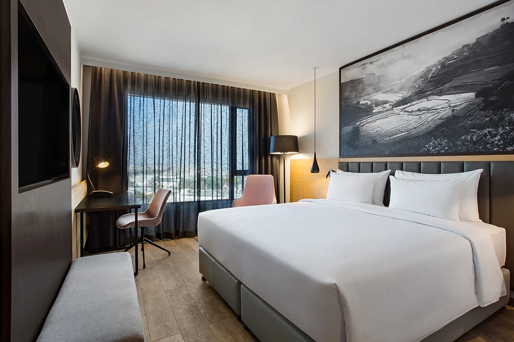 Lighting design per hotel: progettare un'esperienza, non soltanto uno spazio - LuceControCorrente