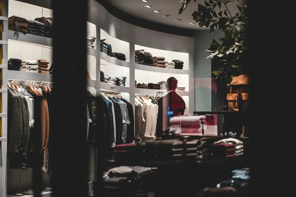 Illuminazione negozi - Fashion e abbigliamento - LuceControCorrente
